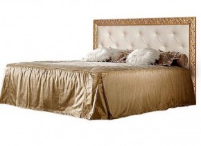 Кровать 2-х спальная (1,4 м) Тиффани штрих-лак/золото с мягким изголовьем (ТФКР140-2) в Миассе - miass.ok-mebel.com | фото