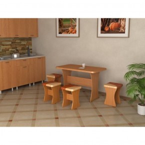 Кухонный стол и 4 табурета Титул в Миассе - miass.ok-mebel.com | фото 1